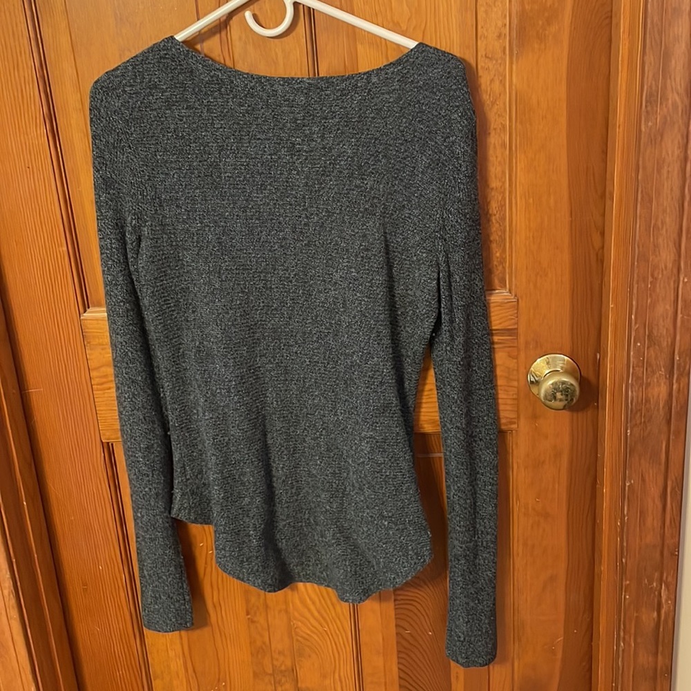 Express Sweater - Picture 2 of 3